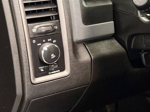 Used 2019 RAM 1500 Express image 10