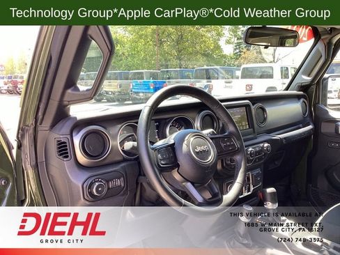 Used 2021 Jeep Wrangler Unlimited Sport AWD/4WD image 25