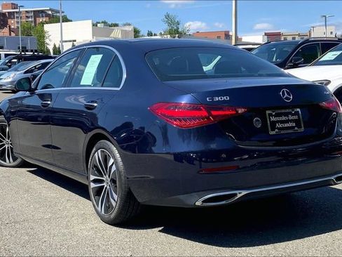 Certified 2022 Mercedes-Benz C 300 4MATIC Sedan image 10