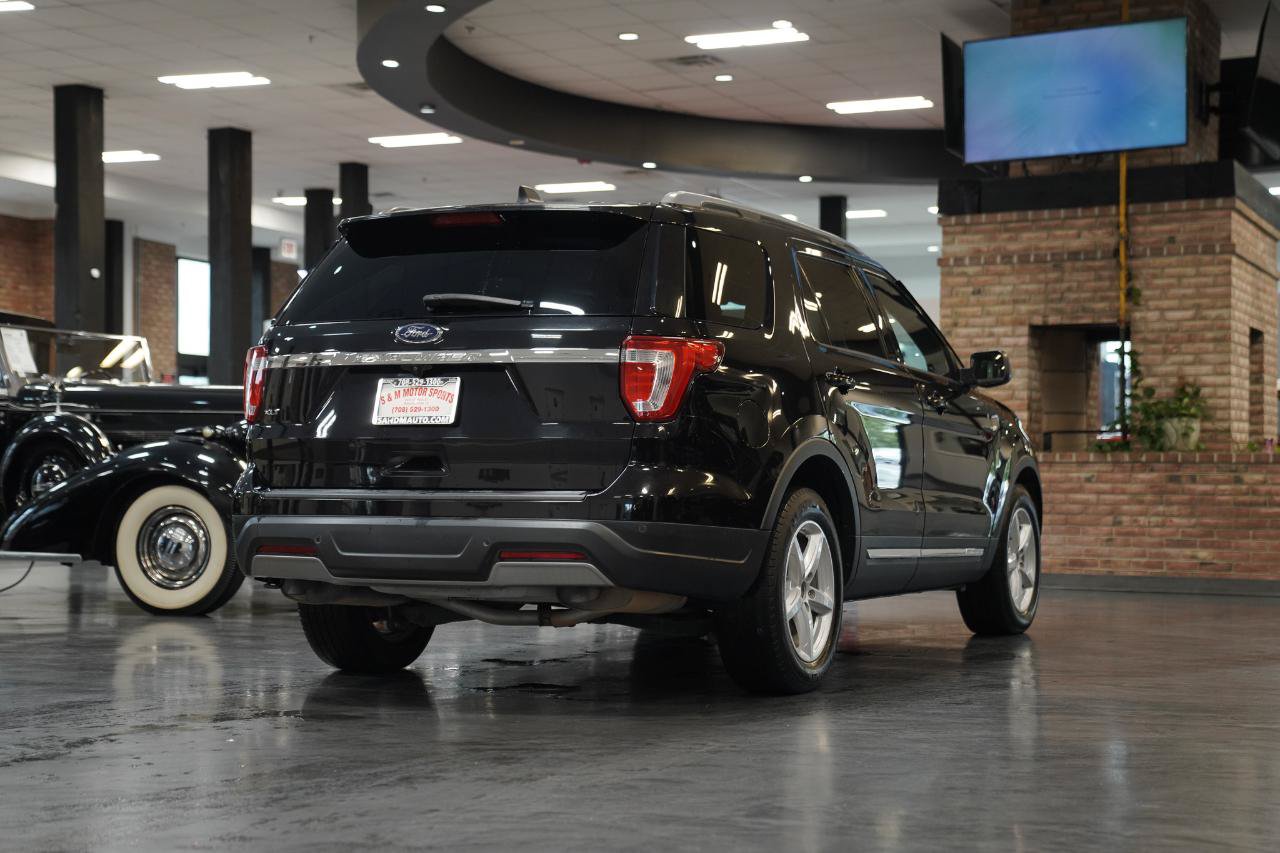 Used 2019 Ford Explorer XLT FWD image 12