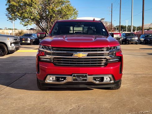 Used 2019 Chevrolet Silverado 1500 High Country image 3