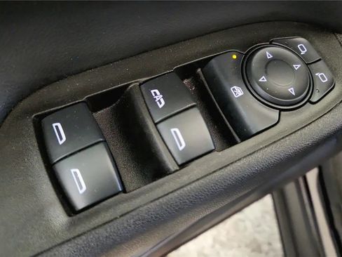 Used 2024 Chevrolet Equinox LT AWD/4WD image 31