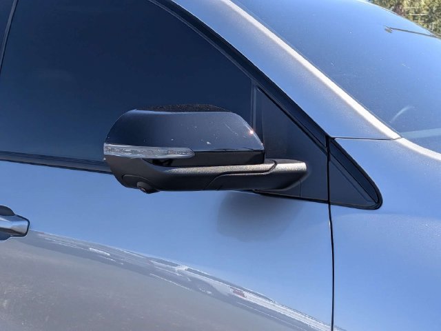 Used 2025 Chevrolet Traverse RS w/ LPO, Floor Liner Package FWD image 10