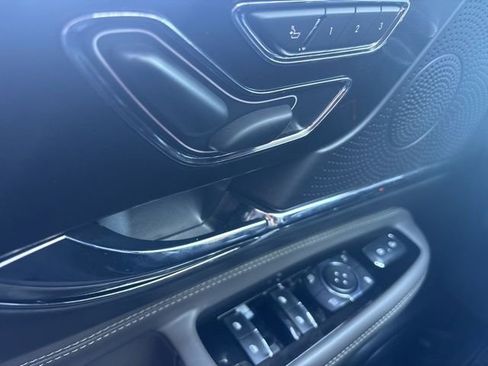 Used 2024 Lincoln Corsair Grand Touring image 14