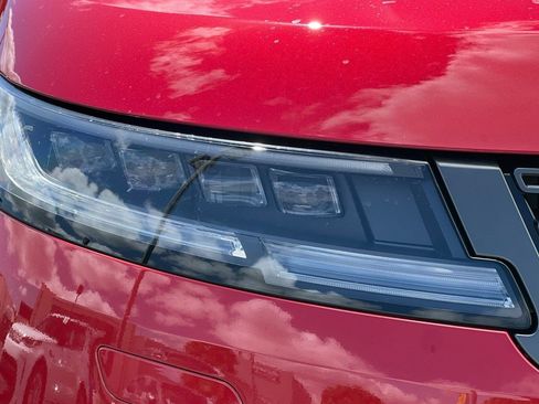 New 2026 Land Rover Range Rover Sport Dynamic SE AWD/4WD image 9