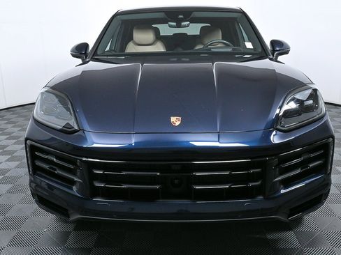 Certified 2025 Porsche Cayenne S image 46