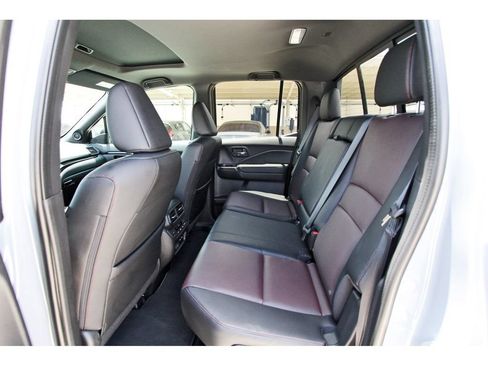 Used 2026 Honda Ridgeline Black Edition image 10
