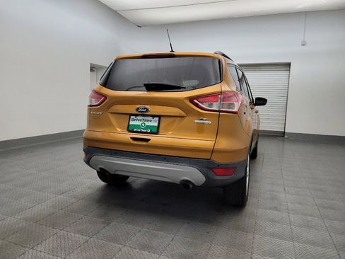 Used 2016 Ford Escape SE w/ Equipment Group 201A image 7