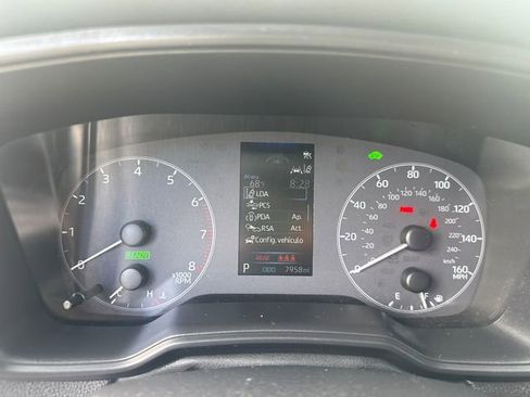 Certified 2025 Toyota Corolla Cross AWD Hybrid image 30