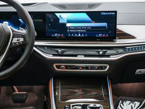 Certified 2025 BMW X5 xDrive50e w/ Executive Package image 14