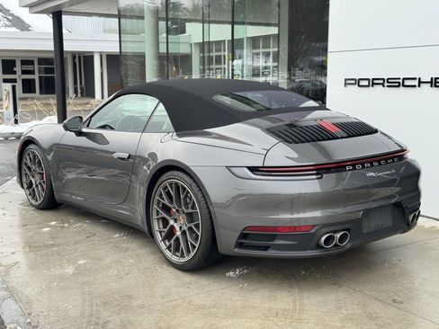 Certified 2022 Porsche 911 Carrera S image 9