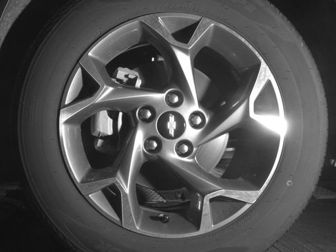 Used 2025 Chevrolet Trax LT FWD image 12