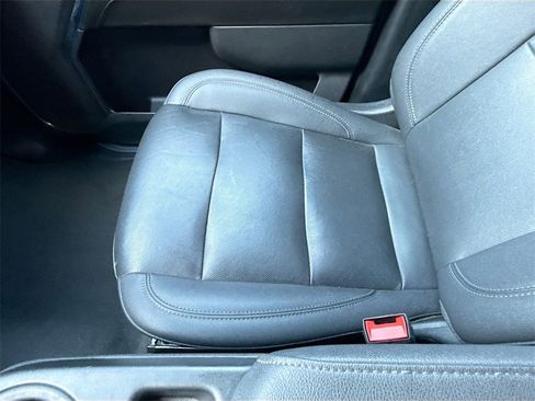 Used 2024 GMC Sierra 1500 SLT image 22