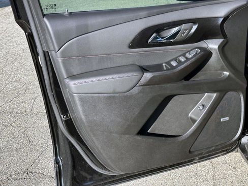 Certified 2024 Chevrolet Traverse RS w/ LPO, Floor Liner Package image 16