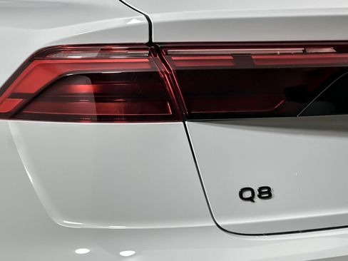 Used 2025 Audi Q8 Premium w/ Black Optic Package image 26
