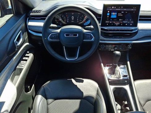 Certified 2023 Jeep Compass Latitude w/ Convenience Group AWD/4WD image 14