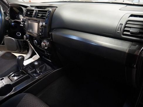 Used 2016 Toyota 4Runner Trail AWD/4WD image 12