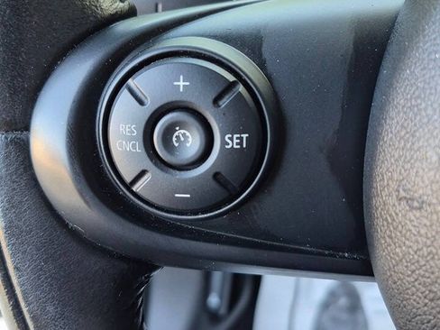 Used 2017 MINI Cooper Clubman FWD image 39