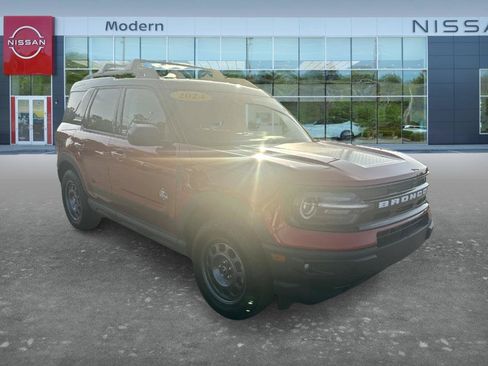 Used 2024 Ford Bronco Sport Outer Banks AWD/4WD image 3
