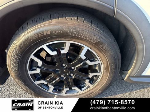 Used 2020 Nissan Pathfinder SL FWD image 14