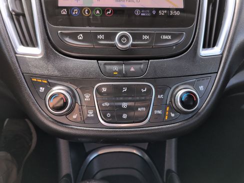 Used 2024 Chevrolet Malibu LT FWD image 22