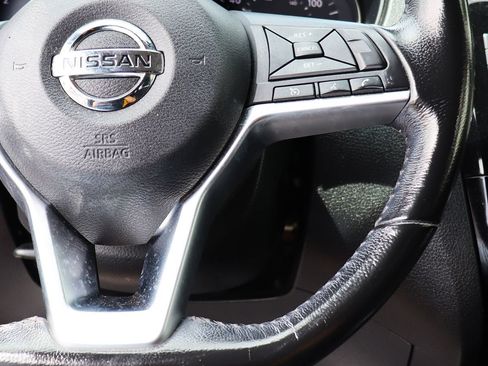 Used 2019 Nissan Rogue SV FWD image 55