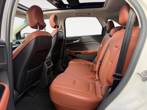 Used 2015 Ford Edge Titanium w/ Equipment Group 301A image 10