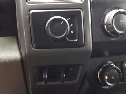 Used 2019 Ford F250 XLT AWD/4WD image 14