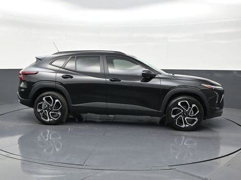 Used 2024 Chevrolet Trax RS w/ Sunroof Package image 6