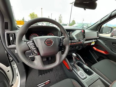 New 2026 Nissan Frontier PRO-4X w/ Pro-4x Convenience Package AWD/4WD image 21