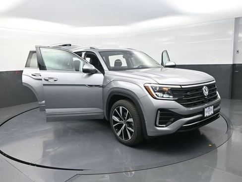 Used 2026 Volkswagen Atlas SEL Premium R-Line AWD/4WD image 37