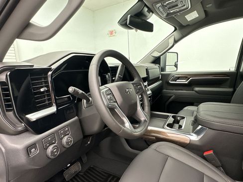 New 2026 Chevrolet Silverado 2500 LT w/ Trail Boss Package AWD/4WD image 4