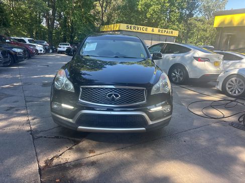 Used 2017 INFINITI QX50 AWD image 3