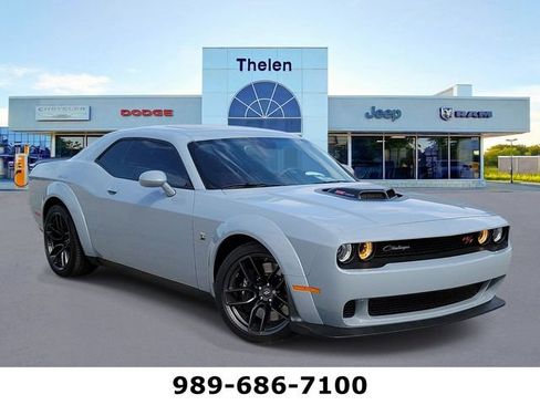 Used 2022 Dodge Challenger R/T Scat Pack RWD image 1