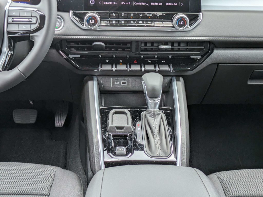 New 2026 Chevrolet Colorado LT RWD image 19