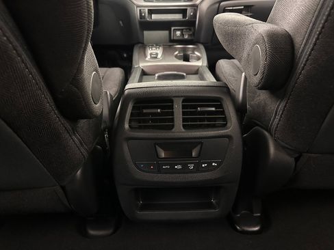 Used 2022 Honda Pilot Sport image 50