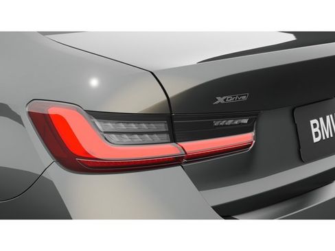 New 2026 BMW 330i xDrive Sedan AWD/4WD image 8