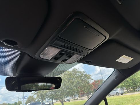 Used 2025 Honda Odyssey Sport-L image 34