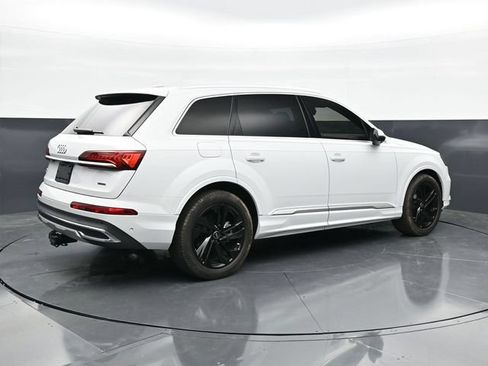 Used 2023 Audi Q7 3.0T Prestige w/ Prestige Package AWD/4WD image 2