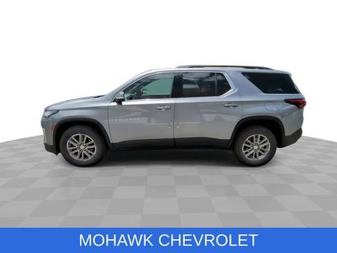 Used 2024 Chevrolet Traverse LT AWD/4WD image 6