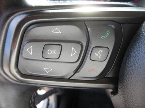 Used 2020 Jeep Wrangler Sport AWD/4WD image 22