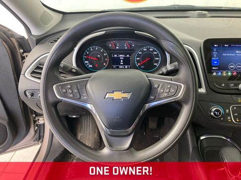 Used 2024 Chevrolet Malibu LT FWD image 8