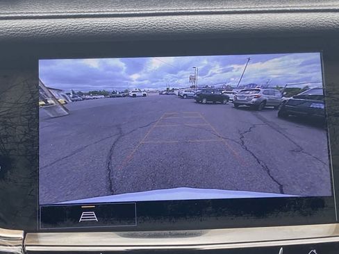 Used 2023 Cadillac XT6 Premium Luxury AWD/4WD image 17
