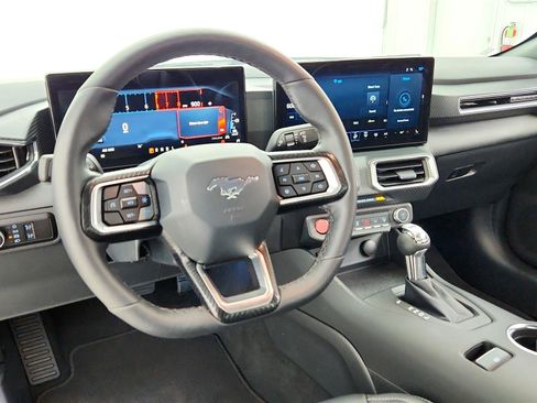 Used 2026 Ford Mustang Premium RWD image 27