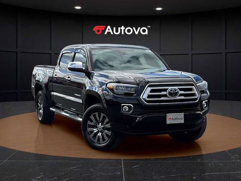 Used 2023 Toyota Tacoma Limited AWD/4WD image 7