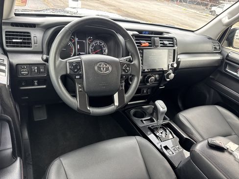 Used 2021 Toyota 4Runner TRD Off-Road Premium image 22