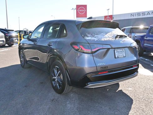 Used 2023 Honda HR-V EX-L image 8