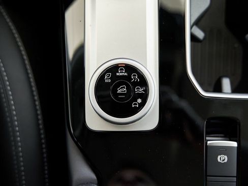 New 2026 Mitsubishi Outlander SE FWD image 44