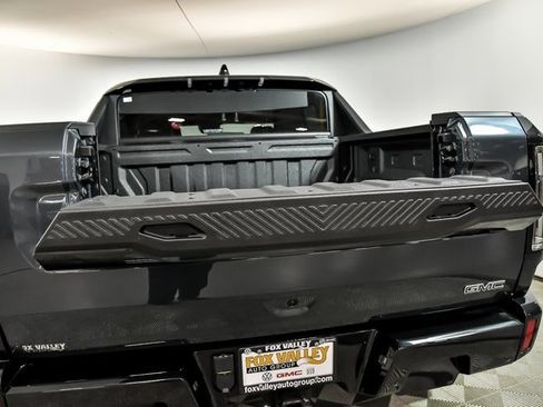 New 2025 GMC Hummer EV 2X w/ LPO, Sport Package image 5