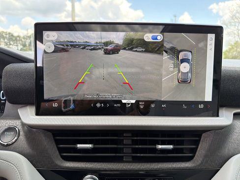 New 2026 Ford Explorer Platinum AWD/4WD image 6